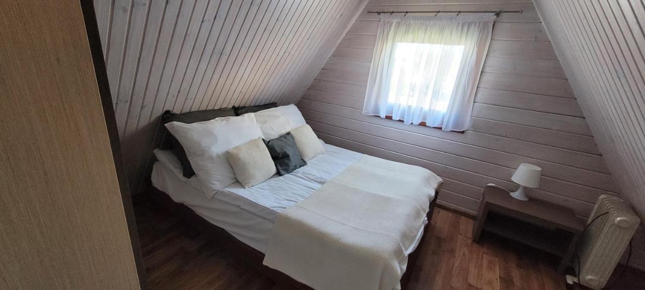 Domki Letniskowe Kika Sarbinowo Bagian luar foto