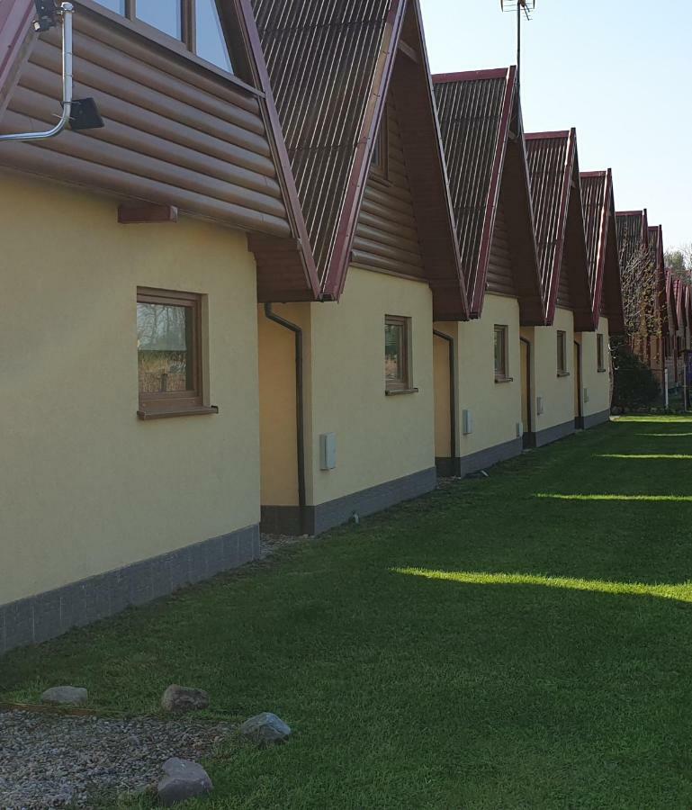 Domki Letniskowe Kika Sarbinowo Bagian luar foto